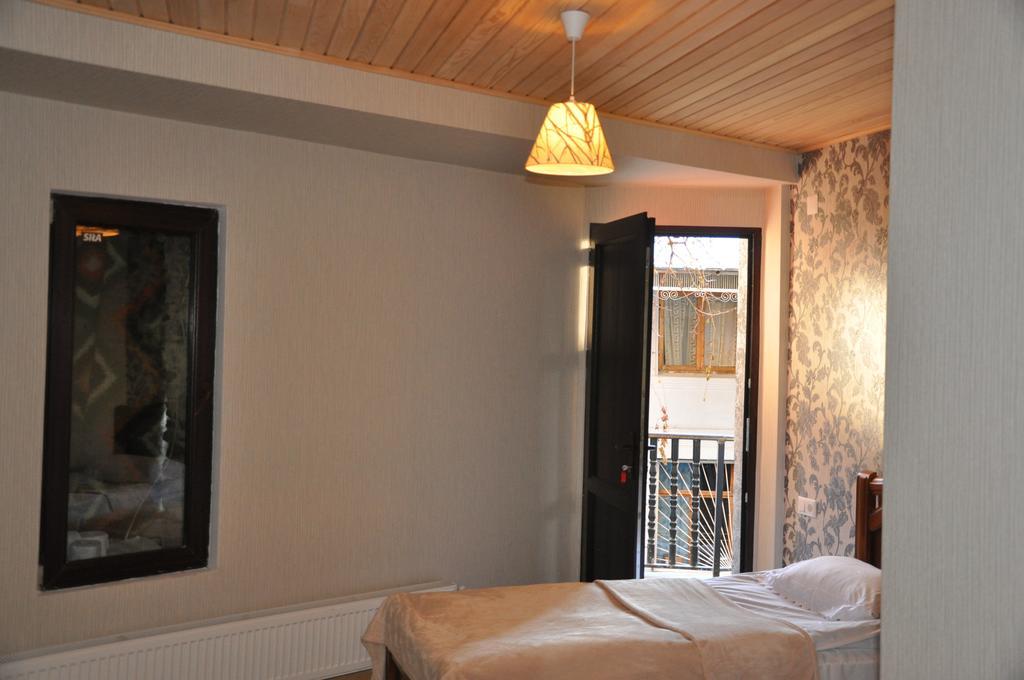 מסטיה Guesthouse David Zhorzholiani חדר תמונה
