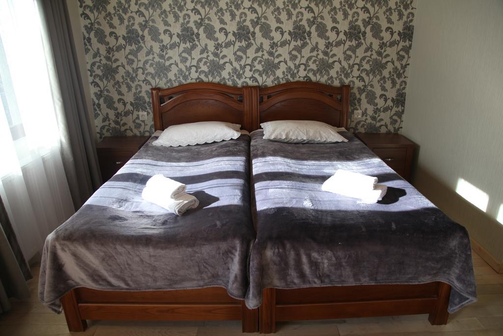 מסטיה Guesthouse David Zhorzholiani חדר תמונה